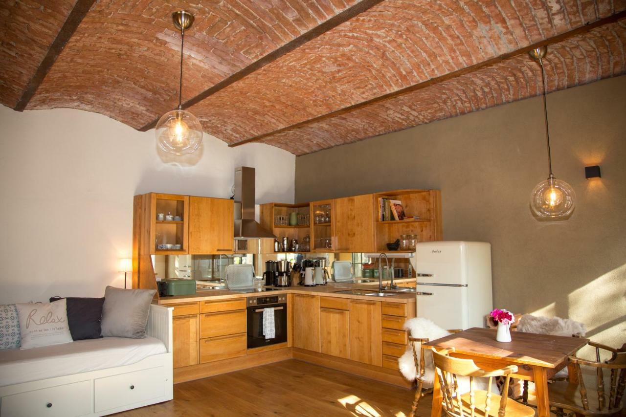 Exklusive Ferienwohnung Bad Fischau Exterior foto